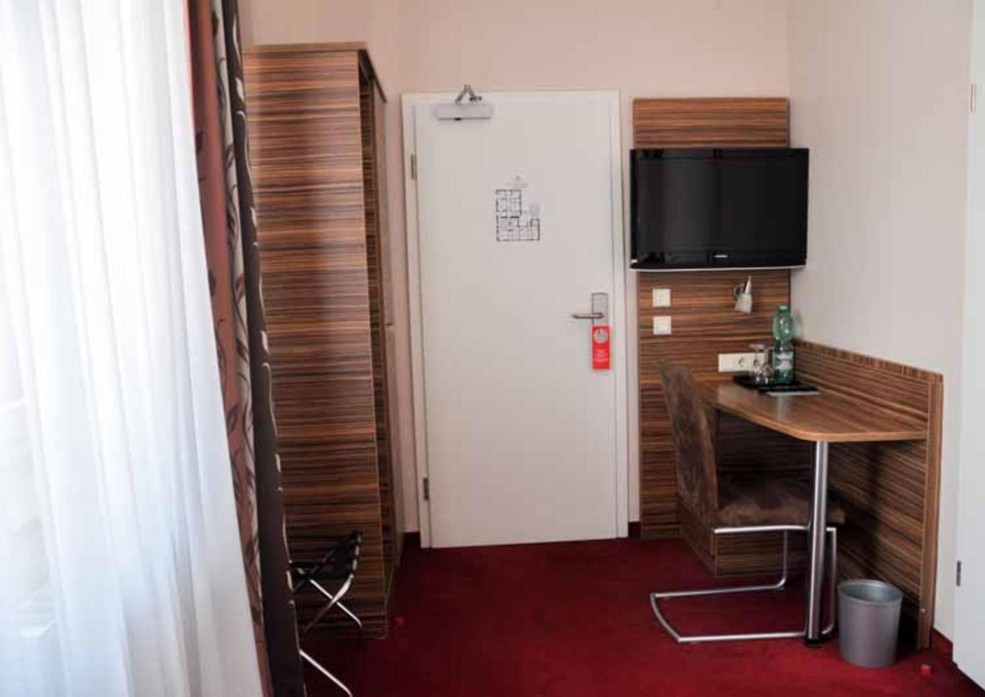 Erde Hotel Erlangen Exterior photo